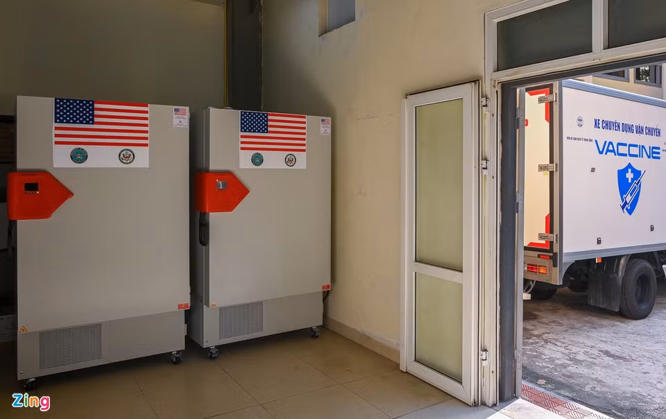 Vì thế, sự hỗ trợ lần này của Mỹ rất kịp thời trong lúc số lượng vaccine cần được bảo quản ở mức siêu lạnh sắp về Việt Nam sẽ tăng cao.