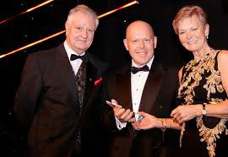 Cựu điệp viên Wilf Knight.