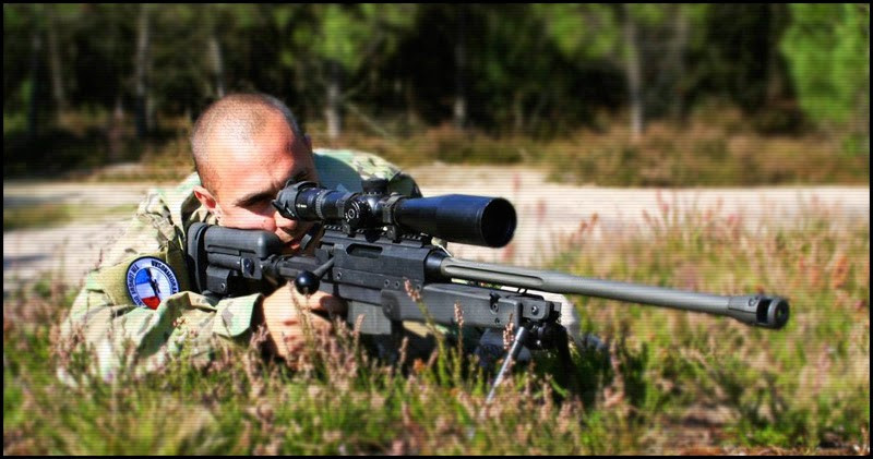 Cụ thể, cỡ đạn mà khẩu súng bắn tỉa APR308 sử dụng là cỡ 0.308 inch, tương đương với cỡ đạn 7,62x51mm chuẩn NATO. Trong khi đó cỡ đạn của APR338 là cỡ 0.338 inches, tương ứng với cỡ đạn 8,6x70mm (hoặc 8,58x70mm). Nguồn ảnh: Sniperrifle.