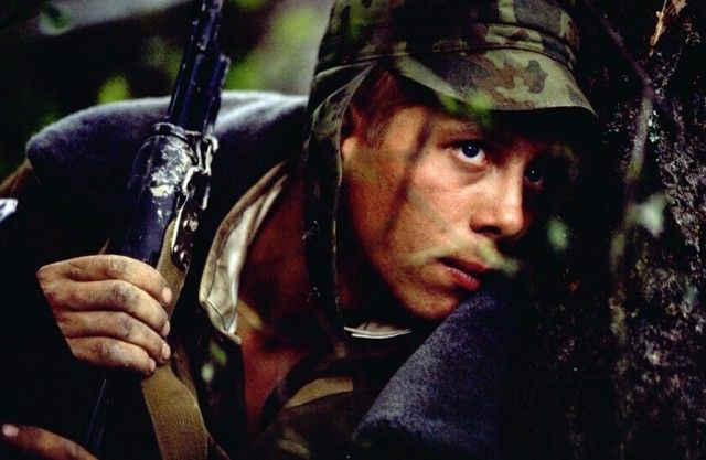 Trang bị cá nhân như quân phục, túi đựng đạn, mũ sắt, giày ủng,... của binh lính Nga thời gian này là cực kỳ lạc hậu so với các nước khác trên thế giới. Nguồn ảnh: ER.