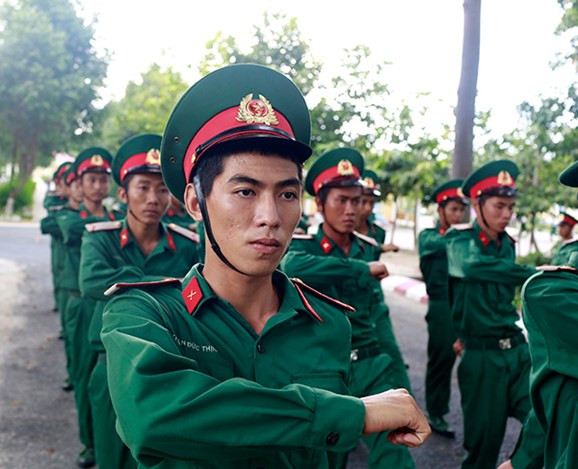 Sau những ngày tháng đầu tiên bỡ ngỡ, chiến sĩ mới đã trưởng thành và tiếp tục phấn đấu xứng danh với truyền thống của đơn vị 3 lần anh hùng.