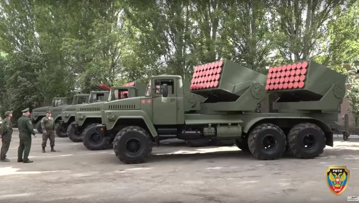 Tổ hợp pháo phản lực phóng loạt hạng nặng Cheburashka được đặt tên theo tên một nhân vật trong truyện cổ tích của Ukraine và nó có cỡ nòng lên đến 217mm được phát triển và hoàn thiện bởi lực lượng ly khai thân Nga. Nguồn ảnh: Defence.