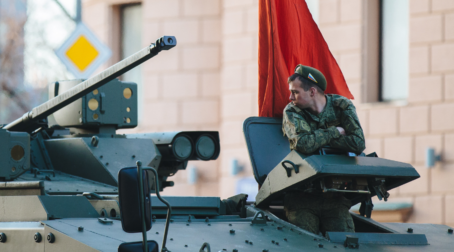 Được biết trong đoàn phương tiện quân sự tham gia duyệt binh 9/5, xe chiến đấu bộ binh Bumerang sẽ là đội hình cuối cùng tiến vào Quảng trường Đỏ. Nguồn ảnh: Gazeta.