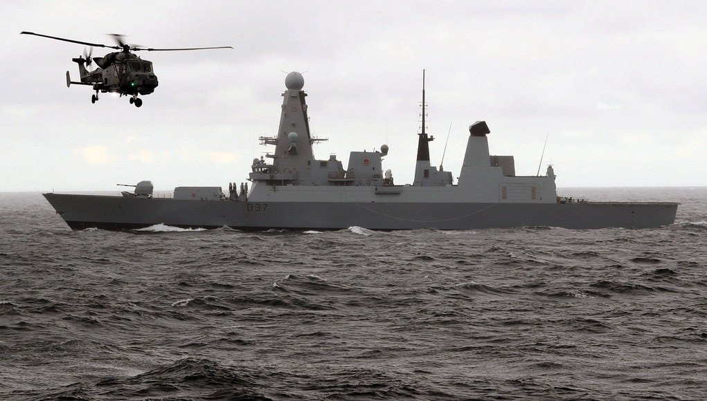 Tàu D37 của Hải quân Hoàng gia Anh được hạ thủy từ năm 2010, nhập biên vào năm 2013 và hiện đang là một trong những khu trục hạm mới nhất, hiện đại nhất của hải quân nước này. Nguồn ảnh: Dailymail.