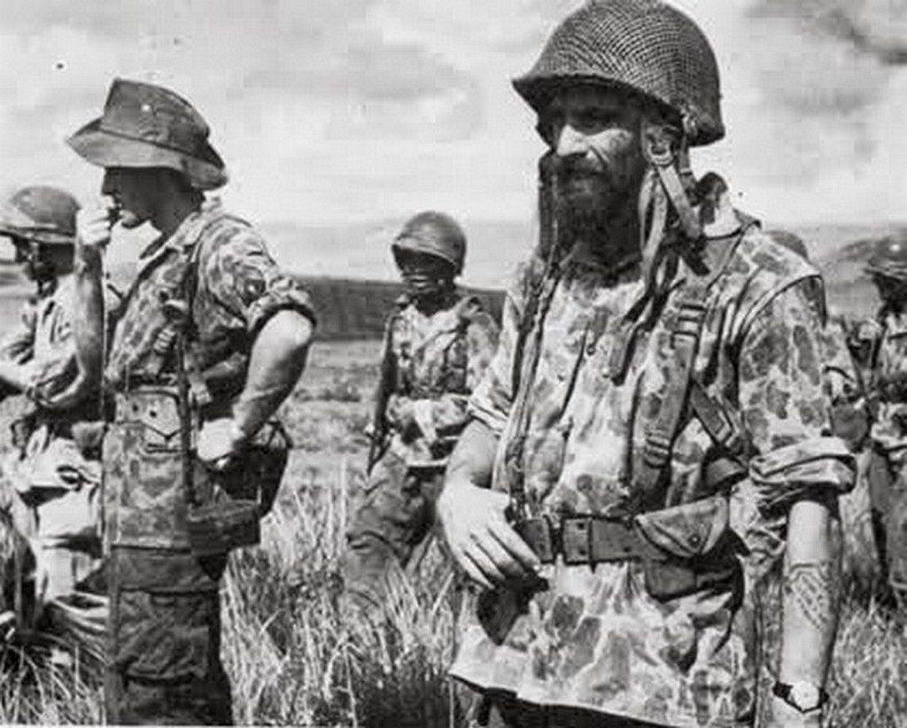 Tới trung tuần tháng 12 năm 1953, lực lượng Pháp ở Điện Biên Phủ tiếp tục tăng quân số lên 11 tiểu đoàn. Cũng tính tới thời điểm này, tập đoàn cứ điểm Điện Biên Phủ đã dần hình thành, chạy suốt chiều dài cánh đồng Mường Thanh, hai bên bờ sông Nậm Rốm. Nguồn ảnh: France.