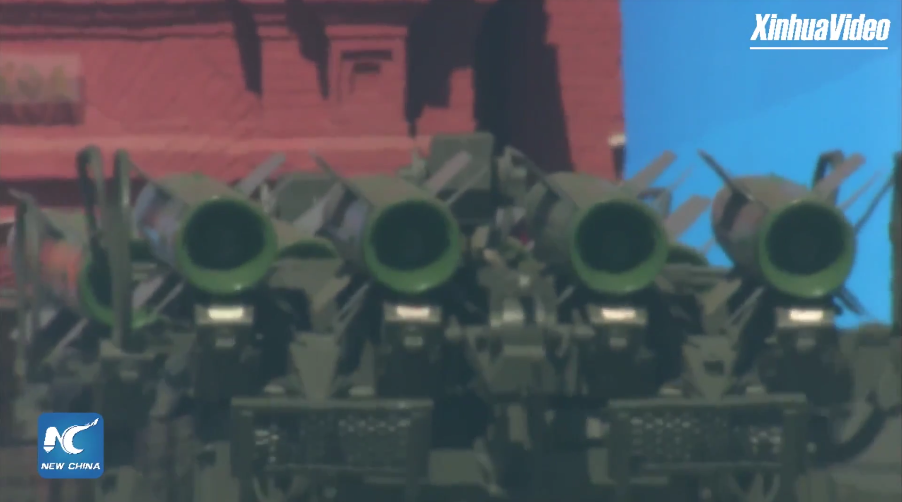 Theo ngay sau đó là lực lượng phòng không Buk-M2 của Lữ đoàn Tăng Độc lập số 6.