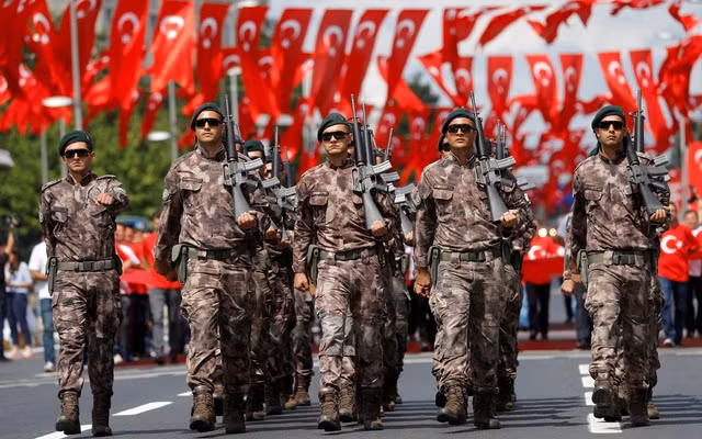 Quân số thường trực của Thổ Nhĩ Kỳ hiện tại khoảng nửa triệu quân - cao bậc nhất trong số các quốc gia đang hòa bình ở Trung Đông. Nguồn ảnh: Militarytoday.