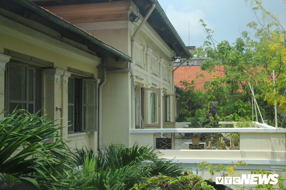 Dinh Thượng Thơ cũng là một biểu tượng cổ của người Sài Gòn, trải qua nhiều thăng trầm lịch sử.