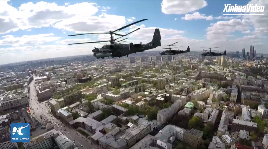 Và các trực thăng tấn công tiên tiến sử dụng cánh quạt nâng đồng trục hiện đại nhất thế giới hiện tại - Ka-52 hay còn được biết tới với biệt danh "Cá Sấu".