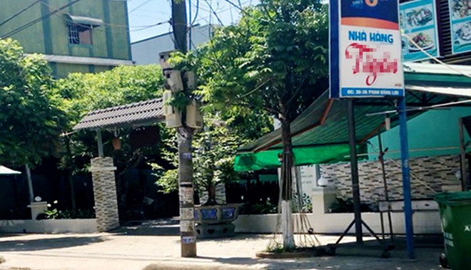 Nhà hàng xảy ra vụ nổ súng ở đường Phan Đăng Lưu, TP Quảng Ngãi. Ảnh: T.H.