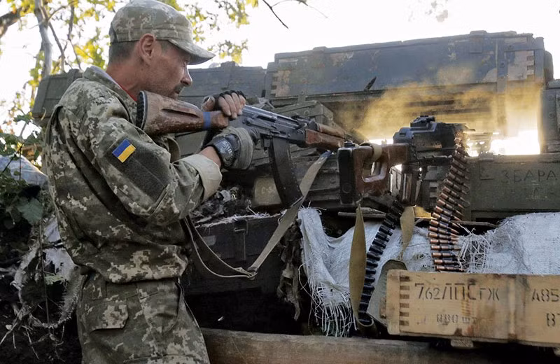Cuộc xung đột ở vùng Donbas, Ukraine diễn ra từ năm 2014 khi Ukraine tung ra các chiến dịch quân sự tấn công vào lực lượng đòi ly khai ở Donetsk và Luhansk sau khi hai lực lượng ly khai này từ chối sát nhập vào Ukraine. Nguồn ảnh: Pinterest.