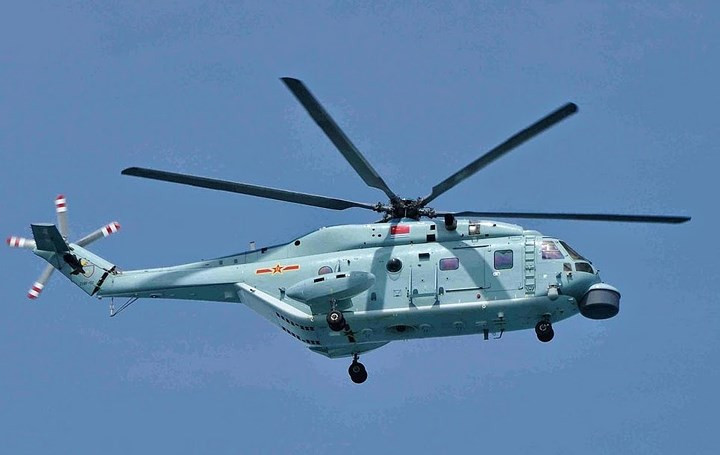 Z-18F là phiên bản trực thăng chống ngầm của Trung Quốc. Người Trung Quốc đặt cho nó cái tên Đại bàng Biển. Trực thăng này được trang bị radar tìm kiếm bề mặt, sonar, phao âm và tháp FLIR. Nó có thể mang tới 4 quả ngư lôi hoặc tên lửa hạng nhẹ. Ảnh: chinesemilitaryreview.