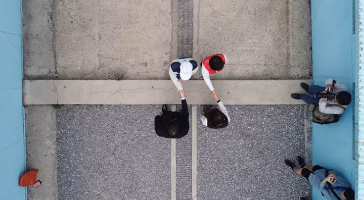 Đến thăm bản sao của Bàn Môn Điếm tại Namyangju, tỉnh Gyeonggi, du khách có thể tự do tham quan, chụp ảnh thỏa thích. Ảnh: Yonhap.