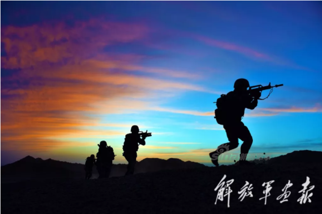 Một phân đội trinh sát tham gia cuộc tập trận. Nguồn ảnh: Sina.