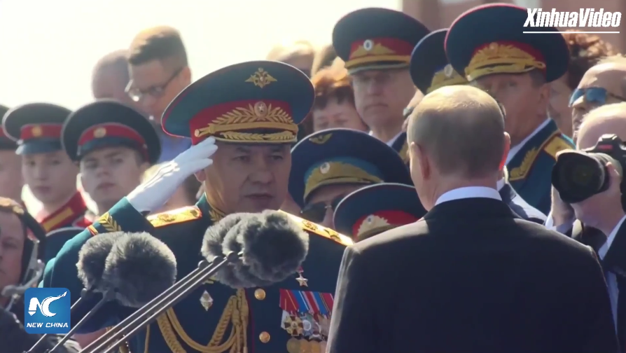 Bộ trưởng Quốc phòng Nga ông Sergei Shoigu báo cáo với Tổng thống Nga Vladimir Putin, lực lượng có mặt tại Quảng Trường Đỏ đã sẵn sàng cho cuộc duyệt binh.