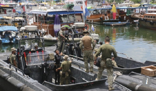 Lực lượng đặc nhiệm Hong Kong truy tìm hung khí thành viên băng đảng tội phạm dùng để thanh toán lẫn nhau. Lực lượng đặc nhiệm Hong Kong truy tìm hung khí thành viên băng đảng tội phạm dùng để thanh toán lẫn nhau.