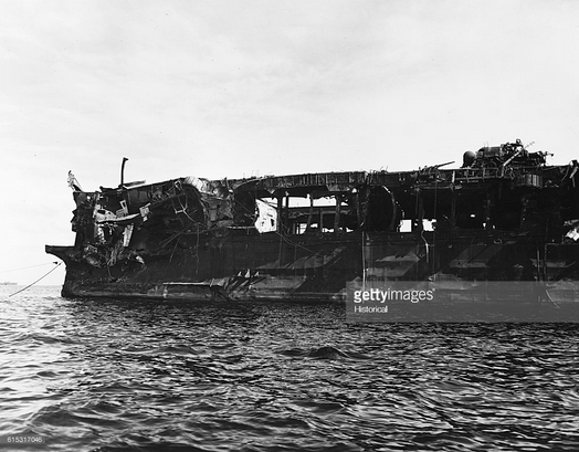 Mặc dù vậy, kết quả khá bất ngờ khi Hải quân Mỹ thấy rằng ngoài tàu sân bay USS Independence, tất cả các tàu khác trong bán kính 3 km tính từ tâm của vụ nổ đều... chìm. Nguồn ảnh: Getty.