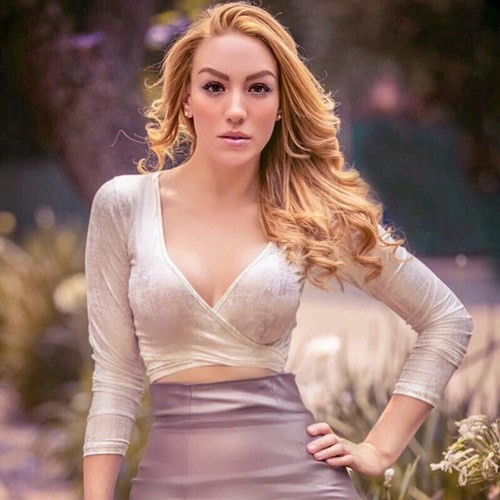 Theo Alejandra, mỗi chuyến bay đối với cô luôn là một trải nghiệm mới mẻ và cô chưa bao giờ cảm thấy nhàm chán với công việc mà mình lựa chọn. Ảnh: Instagram.