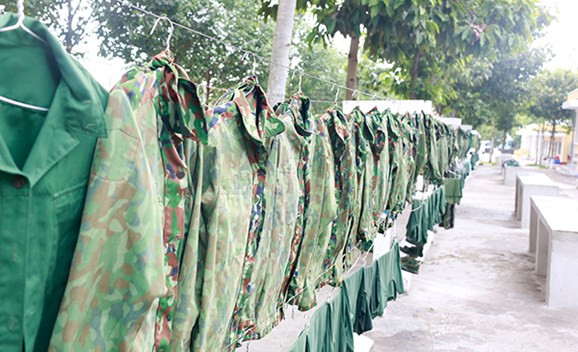 Sau gần 3 tháng huấn luyện, tất cả chiến sĩ mới đã hòa nhập tốt với đời sống trong quân ngũ, chấp hành nghiêm các quy định của đơn vị và đã sẵn sàng vượt qua các khoa mục kiểm tra sắp tới.