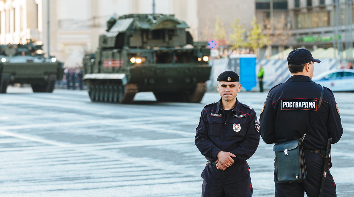 Lực lượng An ninh Nga được tăng cường để đảm bảo không một sự cố nào có thể xảy ra trong ngày trọng đại này. Nguồn ảnh: Gazeta.