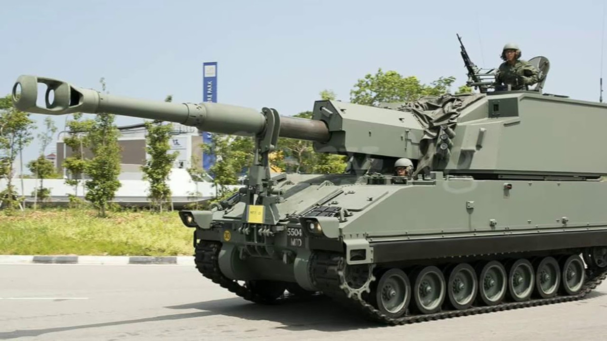 Có cỡ nòng 155mm chuẩn NATO, khẩu pháo tự hành SSPH này có hệ thống nạp đạn bán tự động kèm theo đó, tháp pháo có khả năng đặc biệt đó là xoay 360 độ. Nguồn ảnh: Wiki.