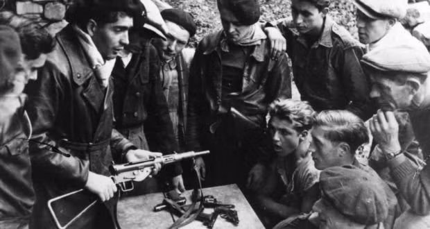 Trước khi cuộc đổ bộ diễn ra, tại các vùng giải phóng và các khu vực hẻo lánh, lực lượng Kháng chiến Pháp đã tập trung lực lượng, sẵn sàng hỗ trợ quân đồng minh. Nguồn ảnh: Warhistoryonline.