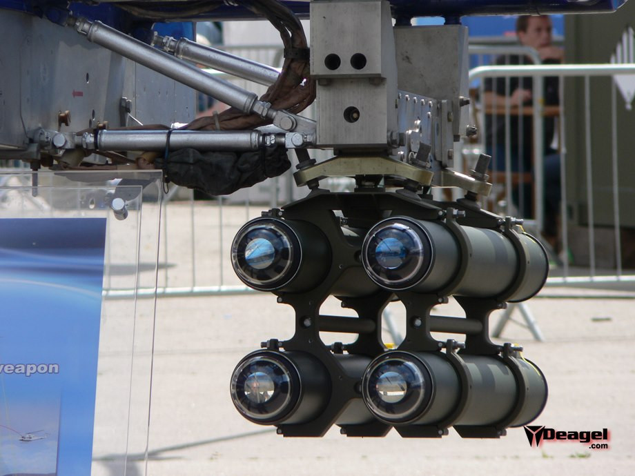 Đây là loại tên lửa có thể được phóng cả từ dưới mặt đất lẫn trên không. Điểm đặc biệt của LAHAT là nó tương thích với gần như mọi loại pháo xe tăng hiện tại khi nó có thể sử dụng được với gần như tất cả các loại pháo có cỡ nòng từ 105mm tới tối đa 120mm. Nguồn ảnh: Deagel.