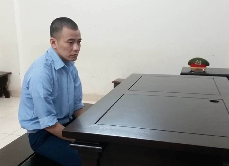 Nguyễn Duy Linh tại tòa ngày 4-5