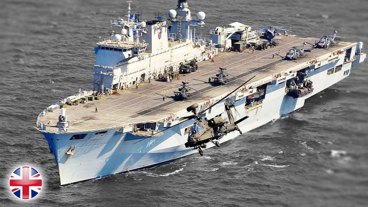 Trong tương lai, khi các tàu sân bay HMS Queen Elizabeth và HMS Prince of Wales được đưa vào hoạt động, chắc chắn thứ hạng của Hải quân Hoàng gia Anh sẽ "nhảy" ít nhất một bậc trong bảng xếp hạng này. Nguồn ảnh: Pinterest.