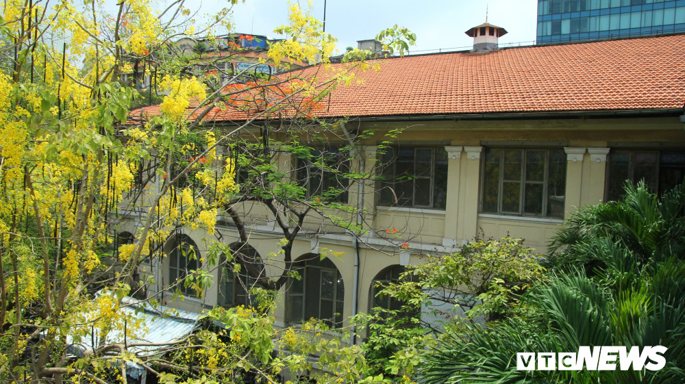 Dinh Thượng Thơ được xây dựng theo kiến trúc Pháp cổ có tuổi đời 120 năm.