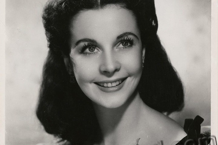 Nàng Scarlett O'Hara cá tính trong cuốn tiểu thuyết “Cuốn theo chiều gió” nổi tiếng.