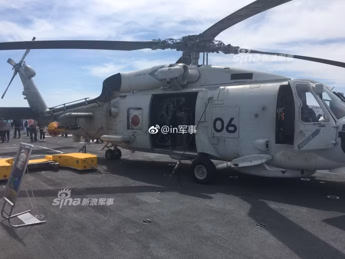 Với việc được trang bị các máy bay F-35 trong tương lai, tàu sân bay trực thăng Kaga khi đó sẽ có sức mạnh gần như tương đương với các loại tàu sân bay của thế giới hiện nay. Nguồn ảnh: Sina.