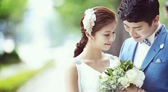 Dan ong tuoi nay, khong chi gioi kiem tien con “doi vo len dau“!-Hinh-2