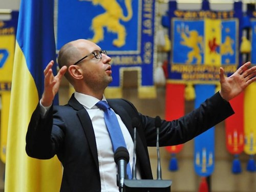 Thủ tướng Ukraine Yatsenyuk vừa có tuyên bố dậy sóng dư luận Nga.