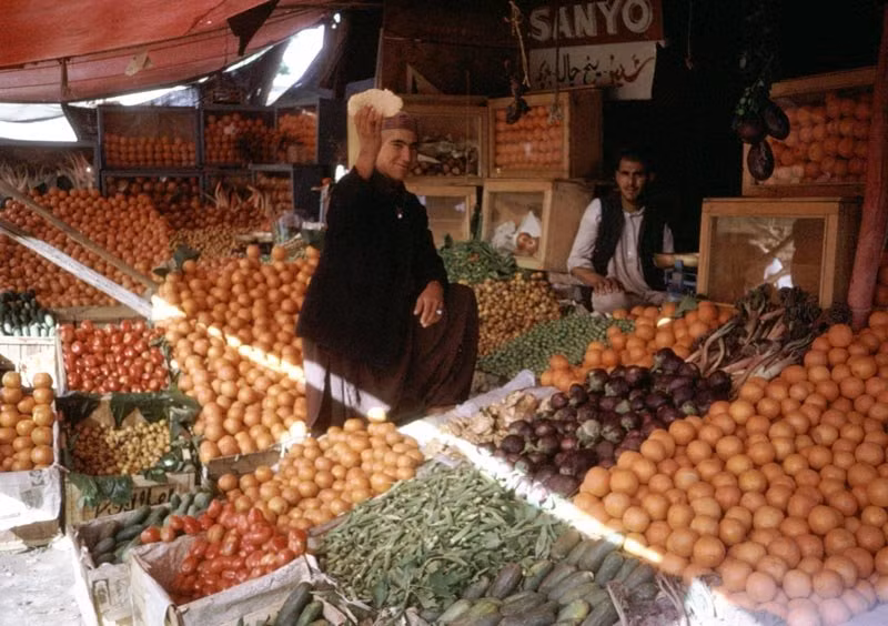 Chợ đầy ắp thực phẩm.