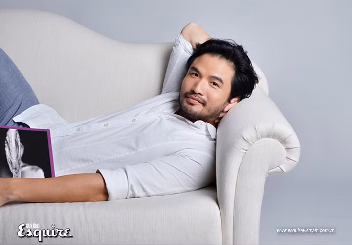Mặc dù sinh ra và lớn lên trong một gia đình doanh nhân nổi tiếng trong lĩnh vực ngân hàng, địa ốc những vị CEO trẻ này lựa chọn cho mình con đường với giấc mơ tạo ra sản phẩm xa xỉ đẳng cấp quốc tế "made in Việt Nam". Ảnh: KARSTEN ĐẶNG.