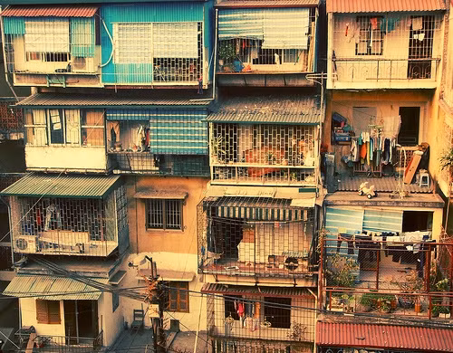  4. Khu tập thể Thanh Xuân Nam Khu tập thể Thanh Xuân Nam với 8 nhà cao từ 3-5 tầng. Dự án này do Công ty CP Mặt Trời (Sun Group) lập quy hoạch chi tiết 1/500 toàn khu chung cư cũ để cải tạo. Ảnh: batdongsan.com.vn.