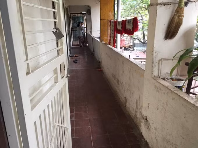 Đến năm 2010, thực hiện ý kiến chỉ đạo của thành phố, UBND quận Đống Đa đã giao cho UBND phường Trung Tự phối hợp với đơn vị liên quan tiến hành khảo sát, điều tra xã hội học, lập quy hoạch tổng mặt bằng dự án xây dựng lại chung cư D1, D2 khu tập thể Trung Tự. Ảnh: batdongsan.com.vn.