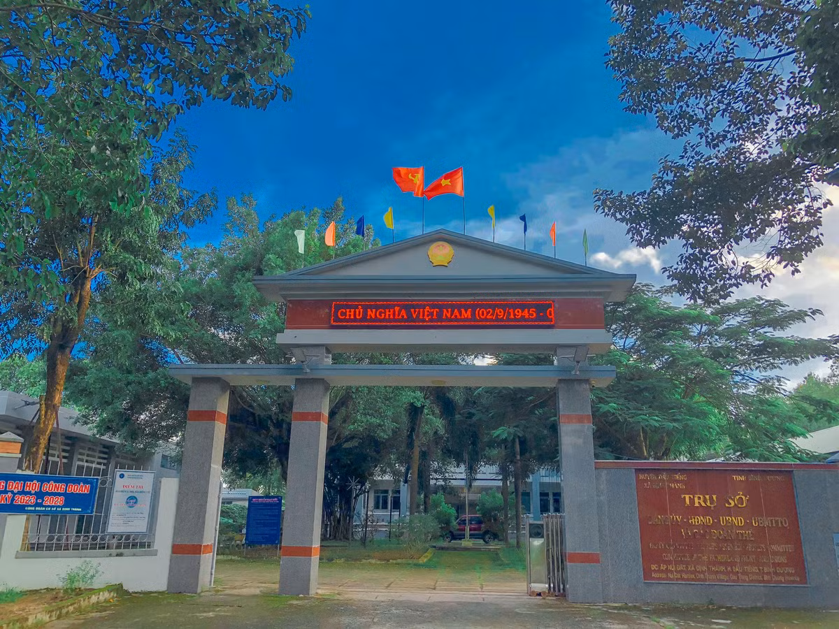 Bình Dương: Gói thầu xây lắp tại Định Thành tiết kiệm được 4 triệu đồng - Hình 2 Binh Duong: Goi thau xay lap tai Dinh Thanh tiet kiem duoc 4 trieu dong-Hinh-2