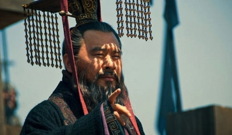 Ví dụ, có những “kho báu" mà chúng ta vô tình bỏ qua, đó là mối quan hệ giữa các cá nhân của cha mẹ và bạn bè, kinh nghiệm thành công và bài học thất bại của người khác… Nói một cách đơn giản, muốn thắng lớn phải biết tận dụng tất cả các tài nguyên có sẵn.