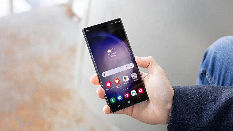 Samsung đã có một vị thế cực kỳ vững chãi trên thị trường điện thoại. Trong đấy, Galaxy S Series có lẽ được nhiều người dùng tin tưởng và đón chờ nhất. Trong khi nhiều người vẫn đang còn thắc mắc Galaxy S23 có gì mới? Thì đã có nhiều tin đồn xung quanh việc ra mắt Galaxy S24.