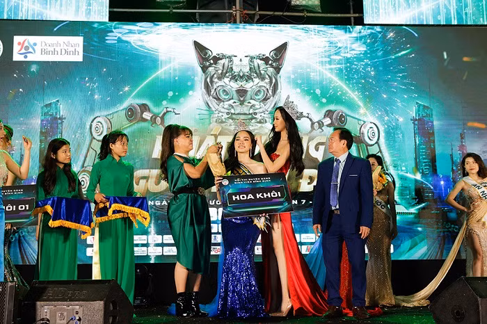 Chung ket Cuoc thi Duyen dang Sinh vien Binh Dinh 2023: Hap dan