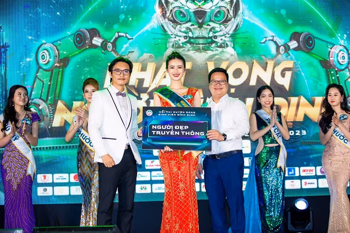 Chung ket Cuoc thi Duyen dang Sinh vien Binh Dinh 2023: Hap dan-Hinh-6