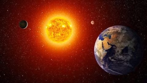 Mặt Trời toả nhiệt ra bốn phía. Trái Đất của chúng ta chỉ tiếp nhận được một phần rất nhỏ lượng nhiệt và ánh sáng đó. Nếu không có ánh sáng và lượng nhiệt của Mặt Trời thì Trái Đất của chúng ta sẽ tối tăm và lạnh lẽo vô cùng, không một sinh vật nào có thể sống được.