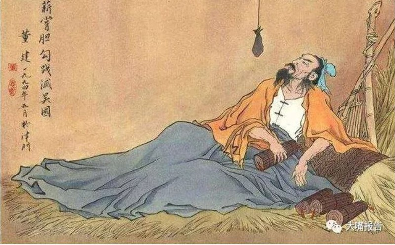 Thời kỳ này vốn nổi tiếng với những cuộc chinh phạt quân sự, các xung đột này đã dẫn tới xu hướng hoàn thiện, kiện toàn về vũ khí đến mức chúng thường có độ bền và khả năng sát thương rất cao. Để chế tạo ra loại vũ khí có uy lực, có thể trường tồn hàng thế kỷ như vậy thì cần phải được rèn luyện trong nhiều năm.