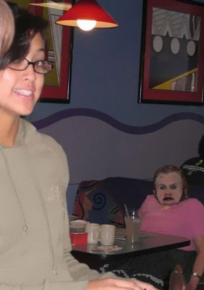 Liệu bạn có dám chụp ảnh "tự sướng" nữa không sau khi nhìn thấy bức ảnh này?