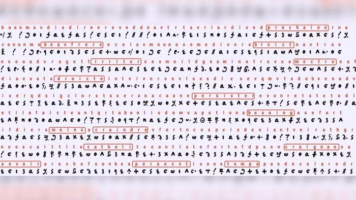 Ba nhà giải mã phát hiện ra rằng mật thư của nữ hoàng Scotland được viết bằng tiếng Pháp chứ không phải bằng tiếng Ý như các chuyên gia lâu nay đã tin. Họ cũng có thể xác định rằng những bức thư có khả năng được Nữ hoàng Mary viết trong khoảng thời gian 1578-1584, tức 6 năm trong tổng số 19 năm bà bị giam cầm bởi người cô họ, Nữ hoàng Elizabeth I của Anh. Hầu hết chúng đều được gửi đến sứ giả của Pháp tại Anh Michel de Castelnau.