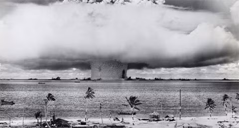 Một vụ thử bom nguyên tử trên Thái Bình Dương vào năm 1946.