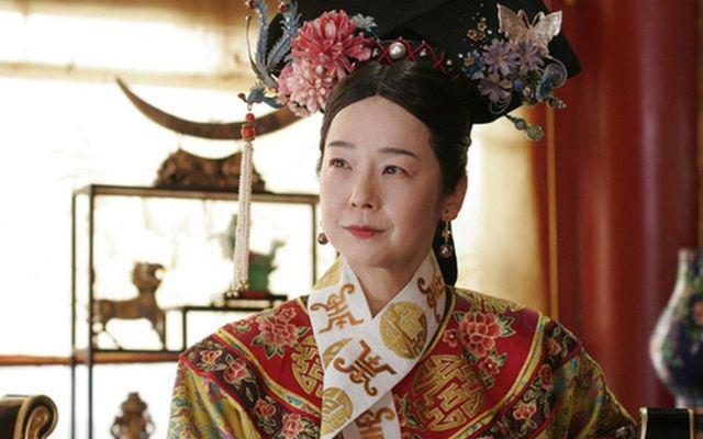 Song hậu nhân luôn có thắc mắc là Từ Hi Thái Hậu mất chồng lúc 20 tuổi, vậy bà đành chấp nhận an phận thủ thường đến già sao?