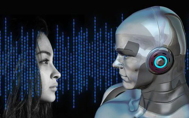 Theo Cher Gopman, huấn luyện viên hẹn hò và người sáng lập NYC Wingwoman, những phản hồi từ công cụ này quá dài, dùng nhiều biểu tượng cảm xúc. Trong một số trường hợp, nó trở nên khá đáng sợ để thu hút mối quan hệ yêu đương khả quan bởi những câu trả lời có phần kỳ quặc, thiếu tự nhiên.